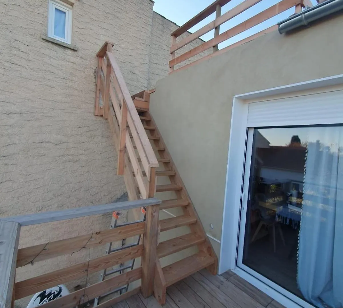 Apartment Appartement Paisible Neuf Hyeres