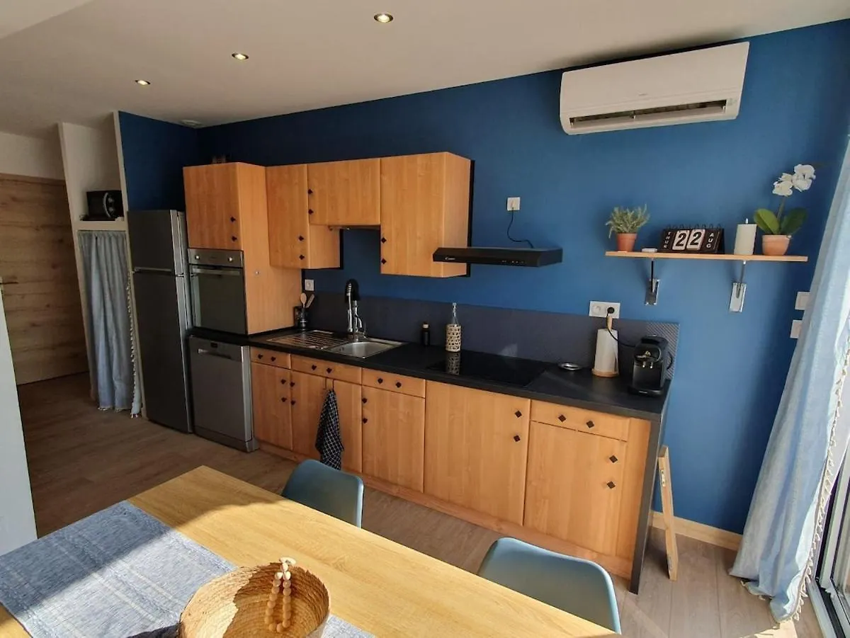 Appartement Paisible Neuf Hyeres Apartment